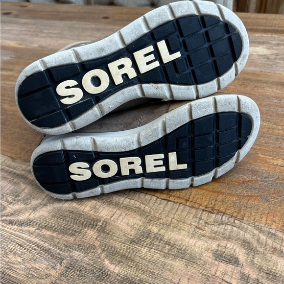 Sorel Explorer Joan  Boots in tawny buff - Picture 15 of 15